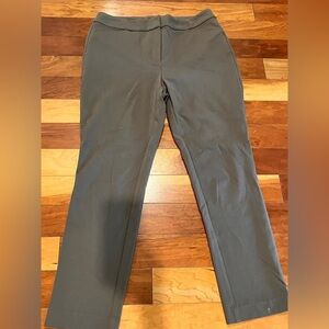 Chicos Pants Ladies Size 1.5 (M/10) EUC Stretchy Office Casual Wear Chic Classic